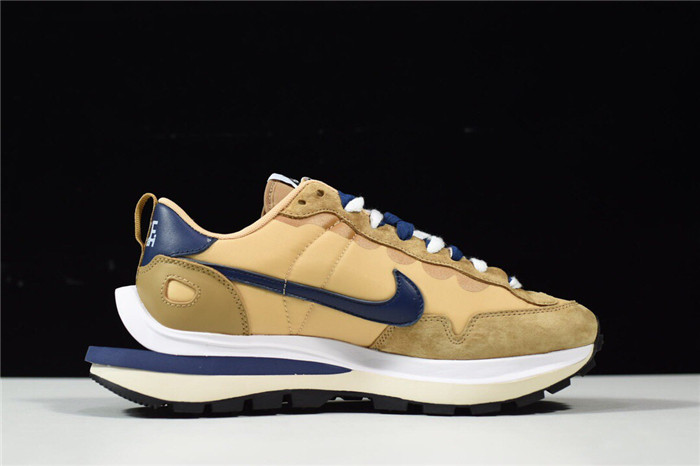 sacai nike vaporwaffle sesame dd1875-200