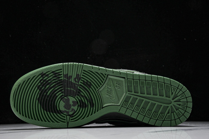 there skateboards x nike sb dunk low hf7743-001