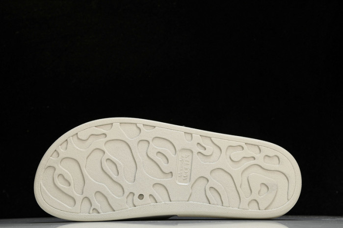 M*Q*en slide cophsoe mqs-03