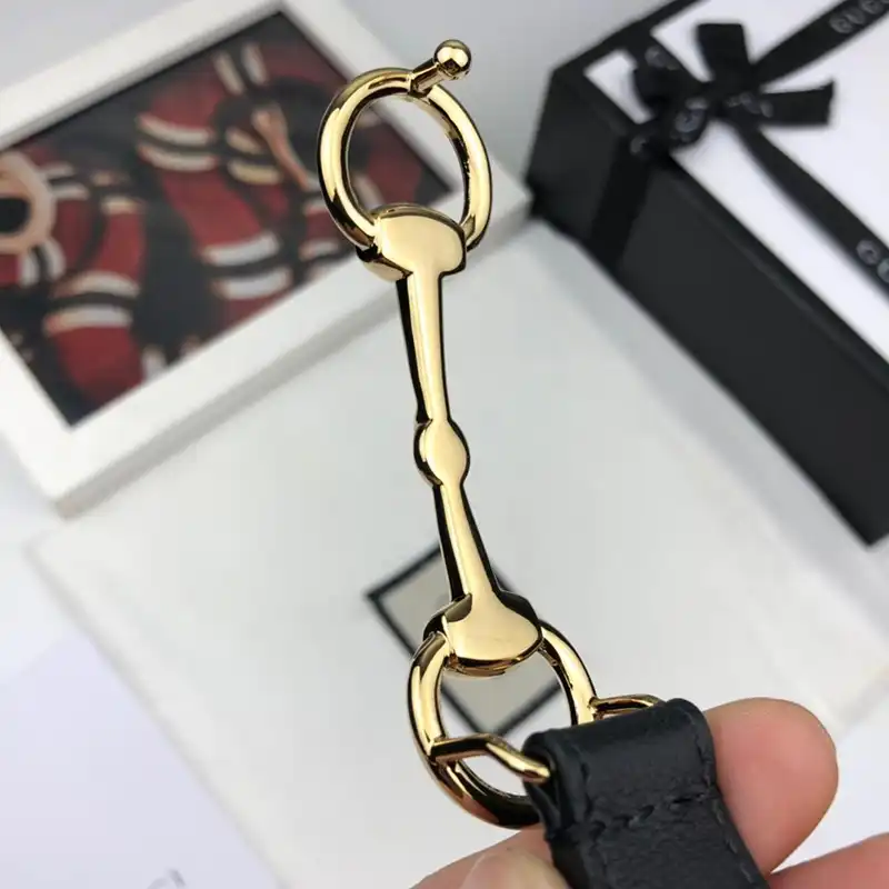 G*u*i s belte 1905bl0320