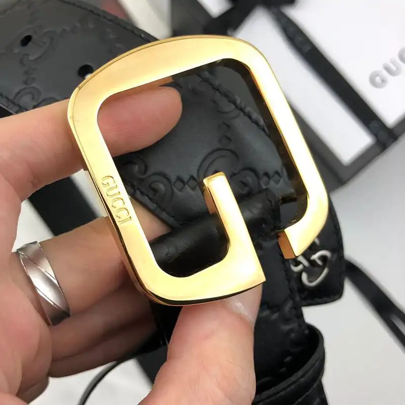 G*u*i s belte 1907bl0091