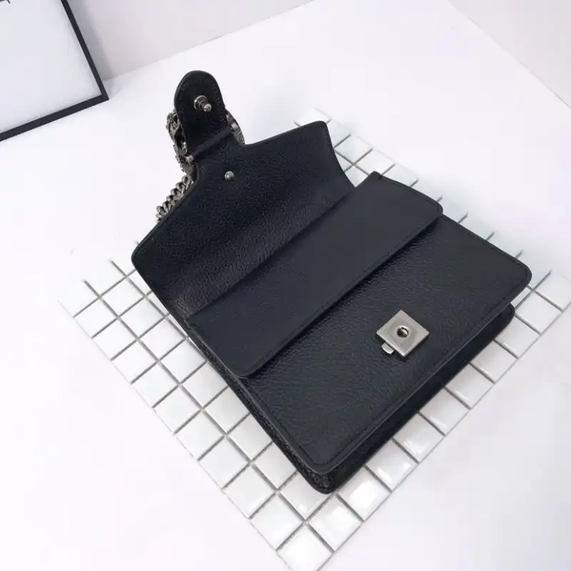 G*u*i bags 19b57g0044