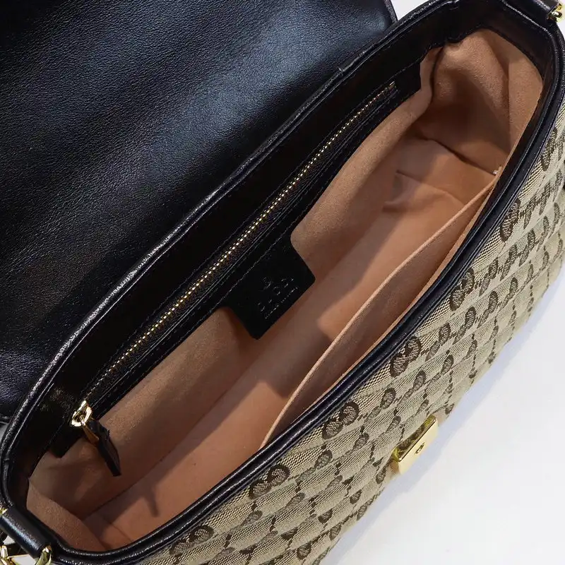 G*u*i bags 205b570017