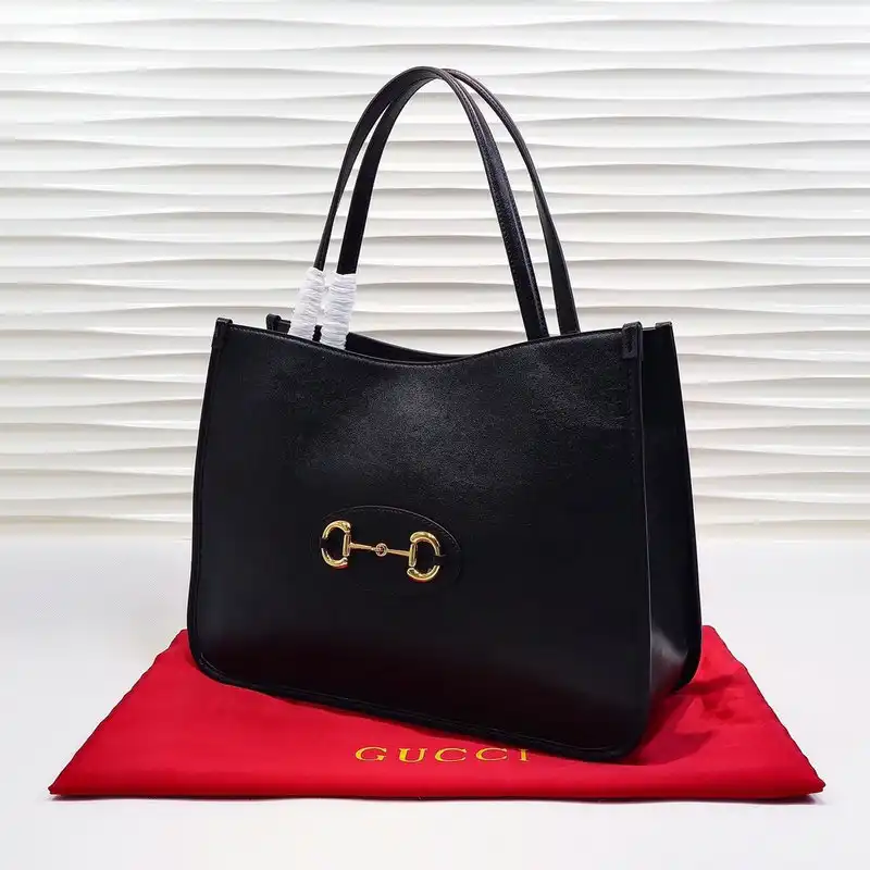 G*u*i bags 205b570045