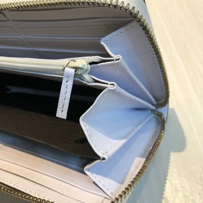 G*u*i bags 20guc0203