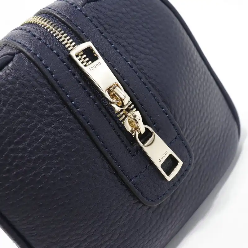 G*u*i bags 204b570087