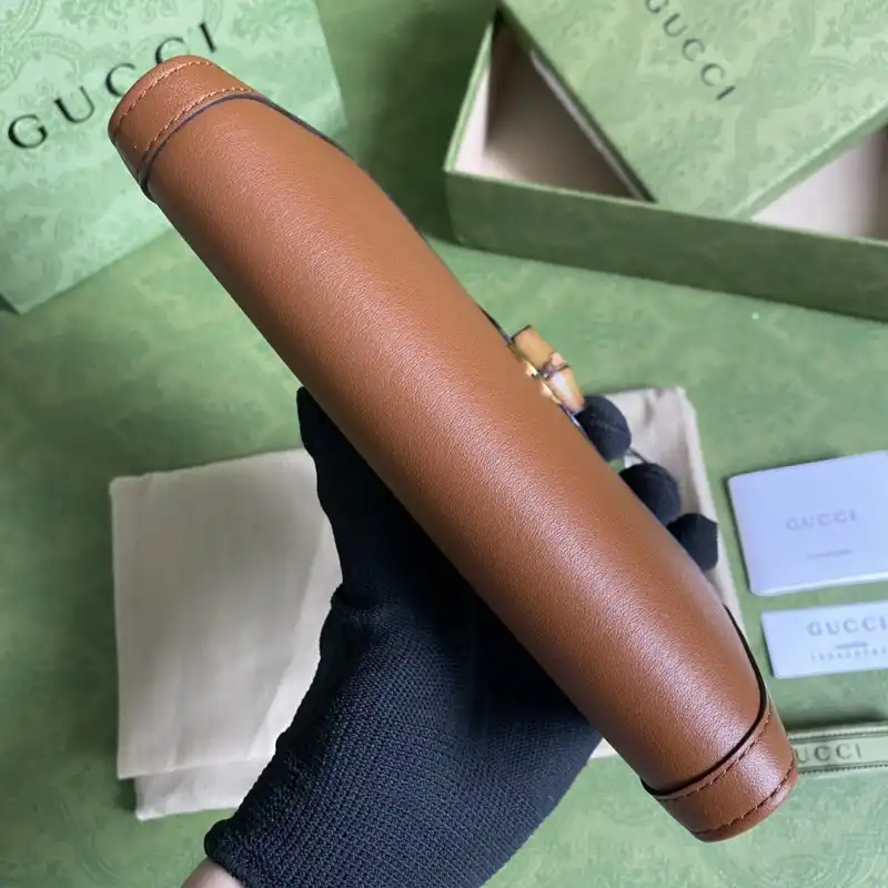 G*u*i s bags 2108ya0065