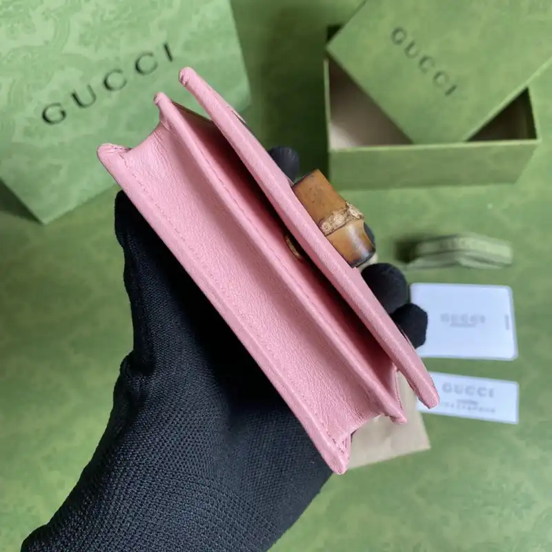 G*u*i s bags 2108ya0068