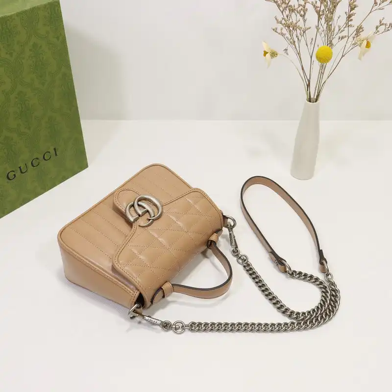 G*u*i bag 2112dj0004