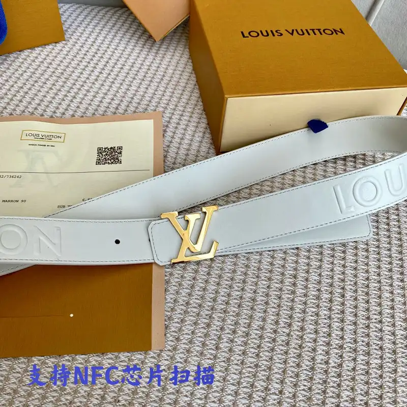 LV Belts 2204XA0133