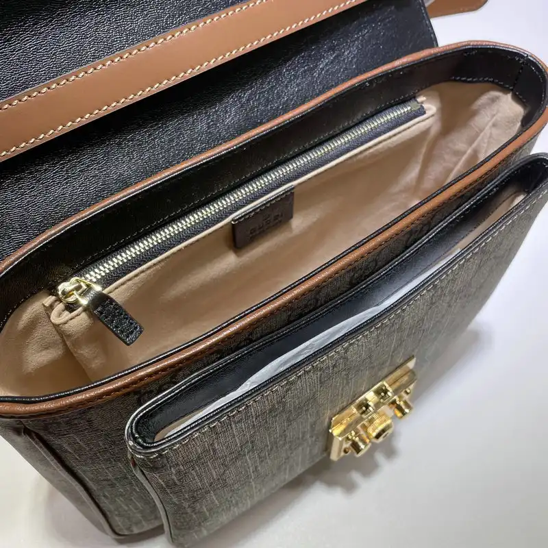 G*u*i bag 2205ya0021