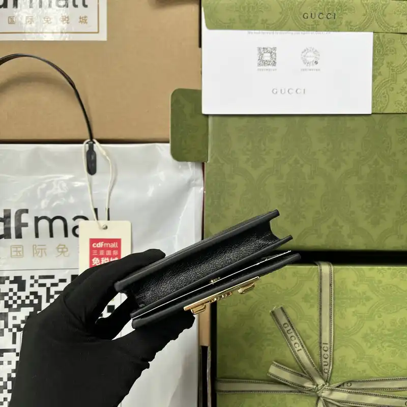 G*u*i bag 2205ya0027