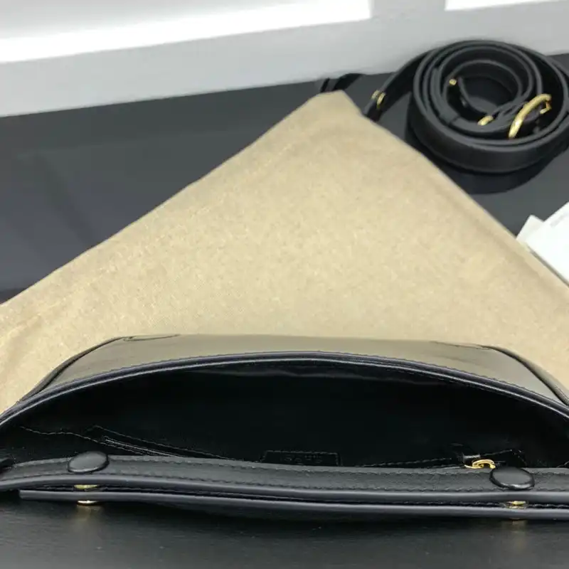 G*u*i bag 2207ya0056