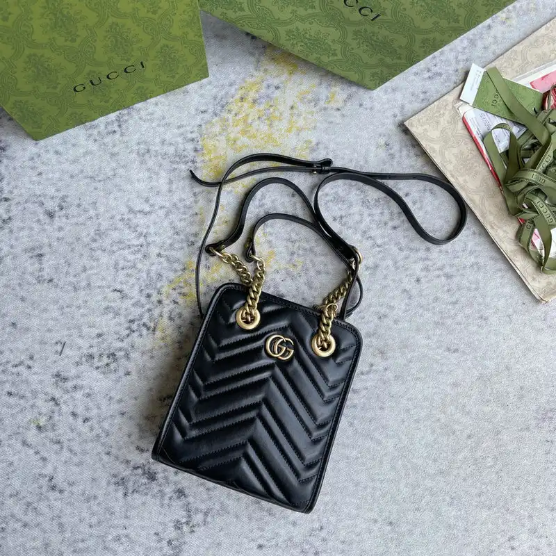 G*u*i bag 2209dj0037