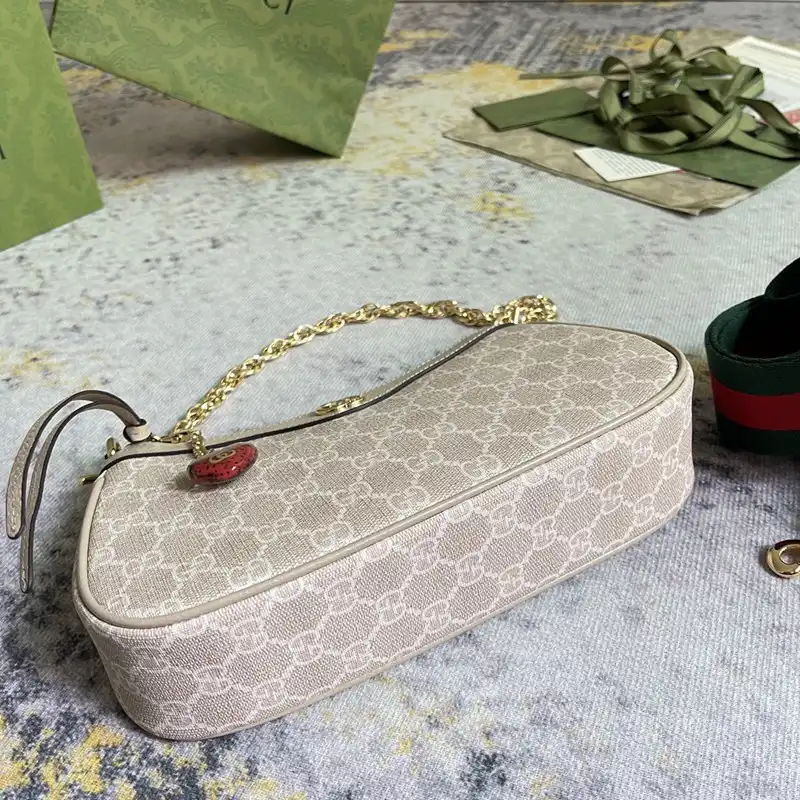 G*u*i bag 2301dj0006