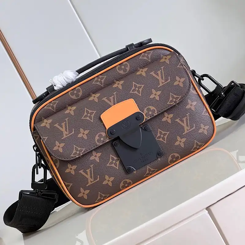 LV Bag 2306YA0023