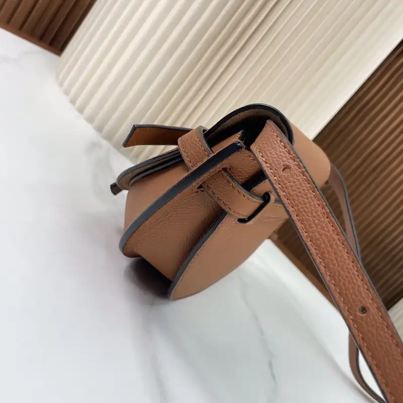 Loewe Bag 2309YA0139