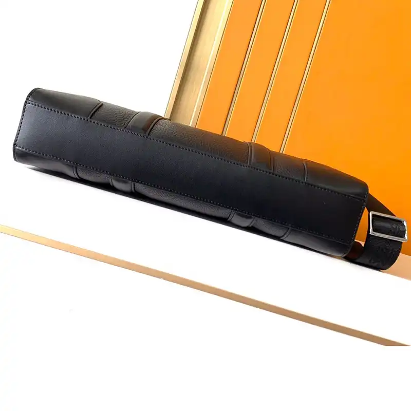 G*u*i bags 2404ya0001