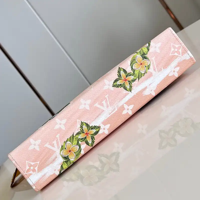 G*u*i bags 2407ya0020