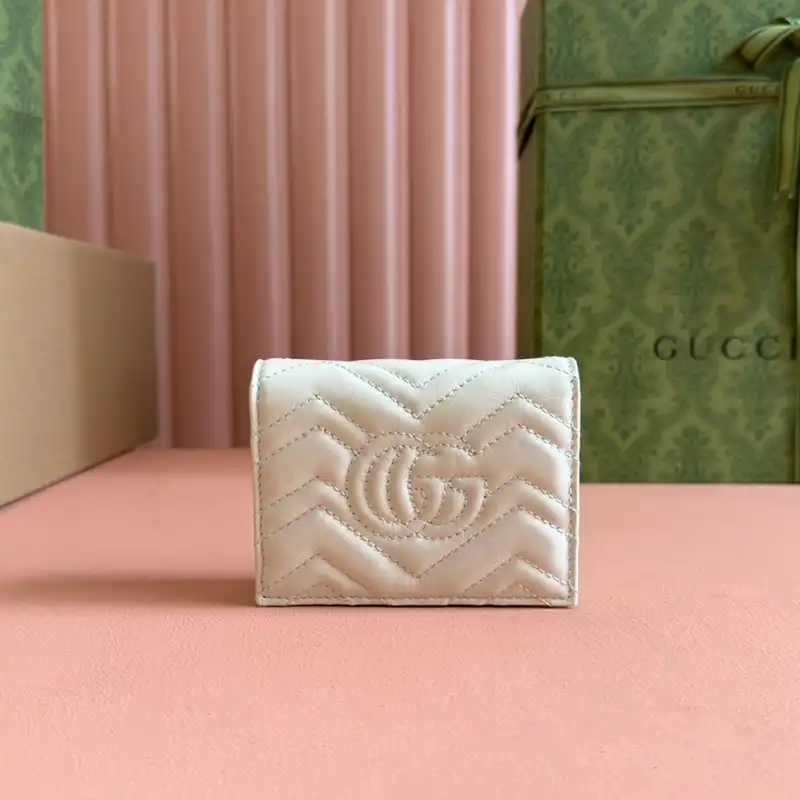 G*u*i bags 2407yz0245