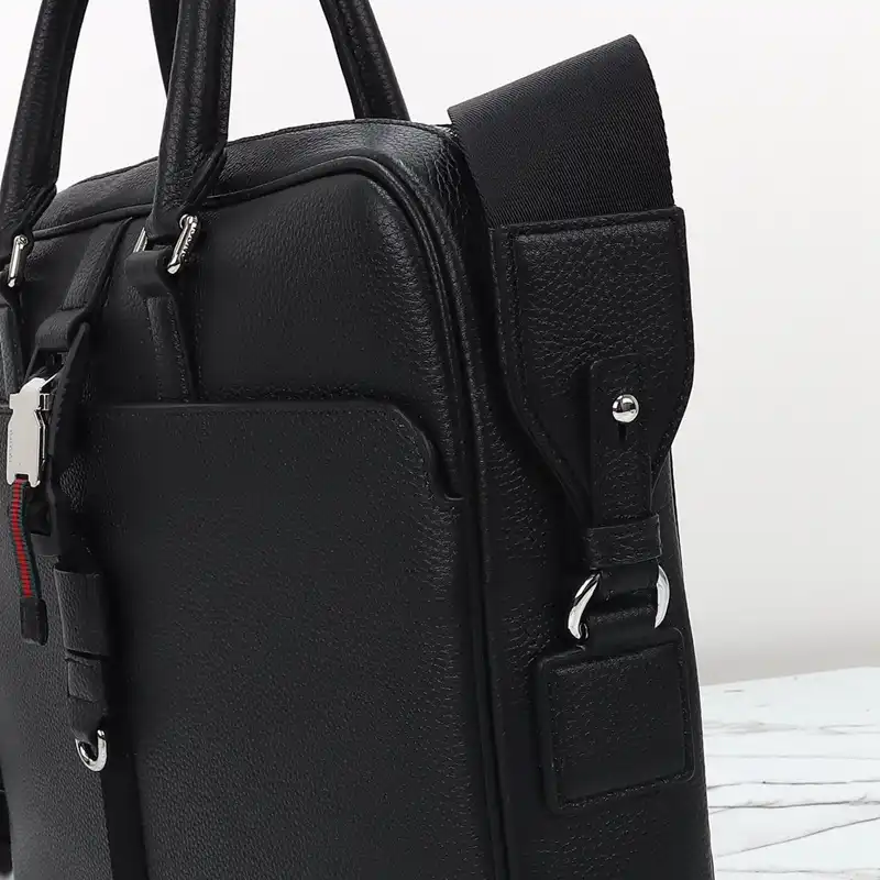 G*u*i bags 2411ya0204