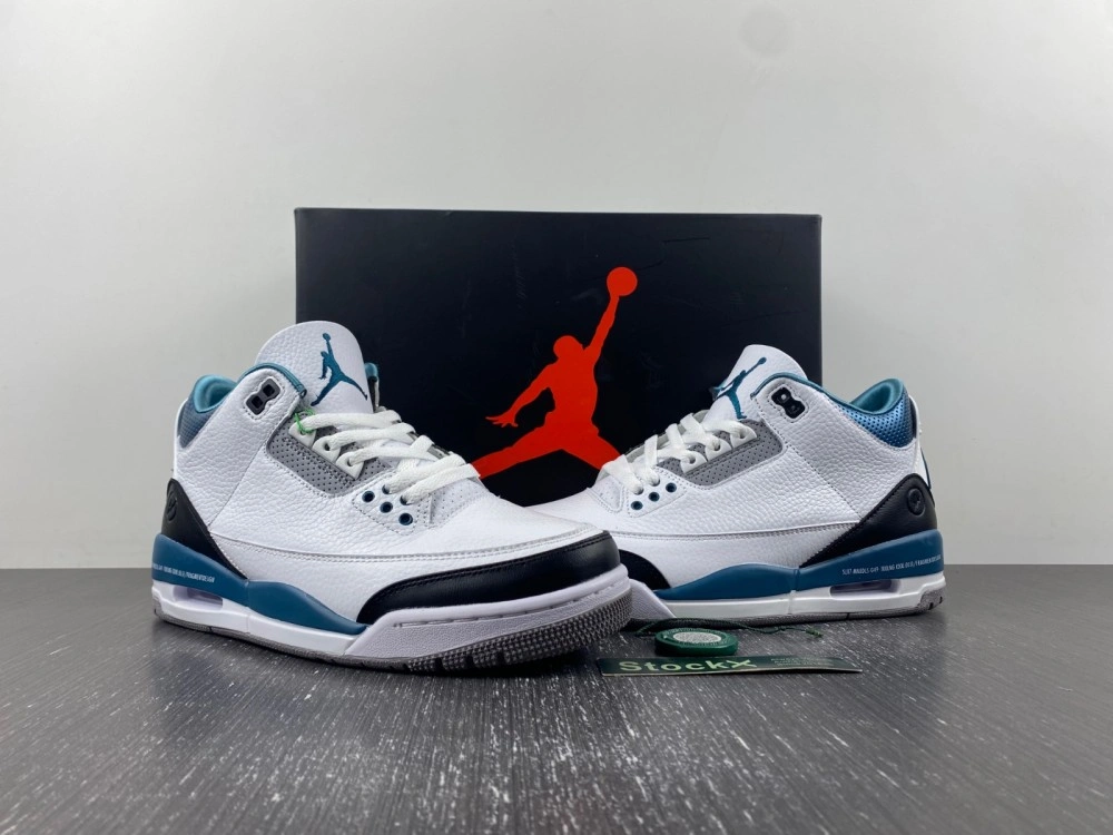 MultiPurpose Air Jordan 3 Retro 136064- 3813