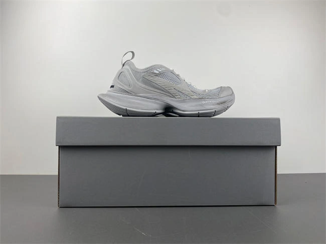 RelaxedFit BALENCIAGA 793944 WFLGY 4299