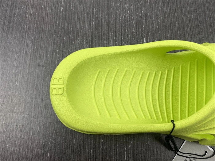 HighPerformance BLCG SLIPPERS 5586