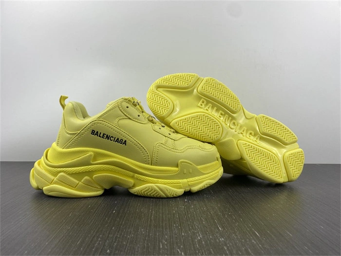 BLCG TRIPLE S SNEAKER 524039 W1FB5 EasyMatch 4472
