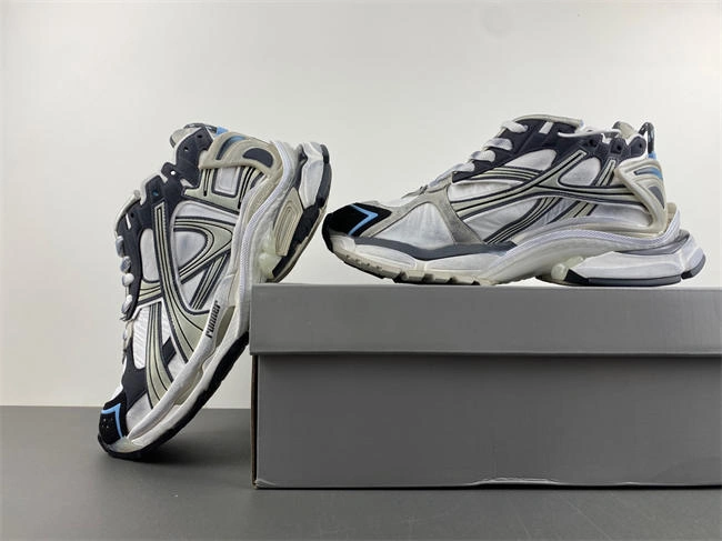 TechFriendly Balenciaga 772774-W3RNY- 4294