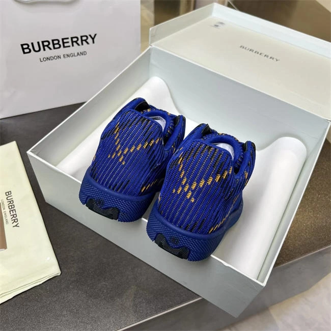 Burberry Sneaker Unisex 2611