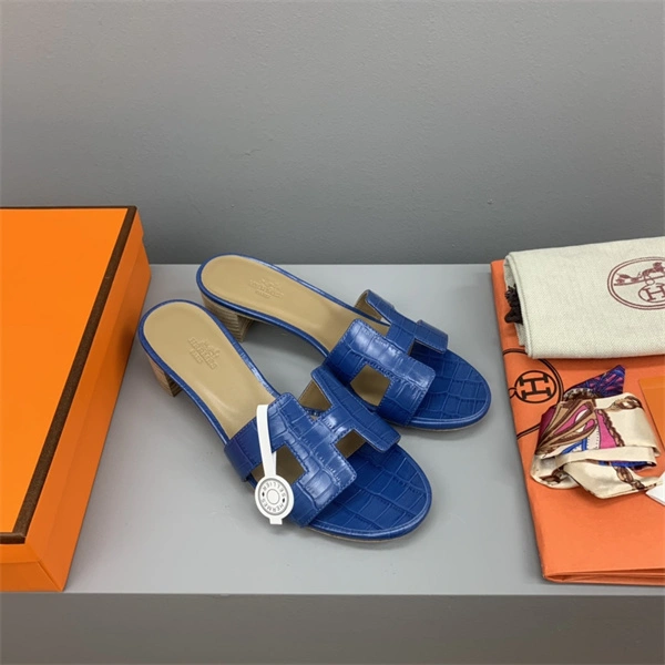 H Slipper Unisex 2365