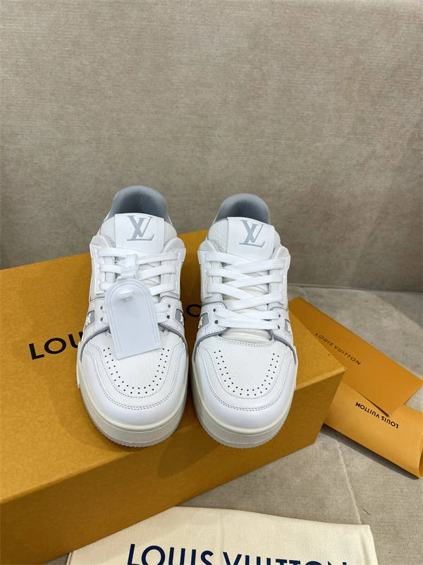 LV MoistureWicking 1856