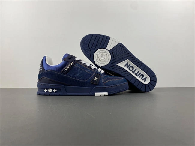 Louis Vuitton LV trainer FashionForward 1657