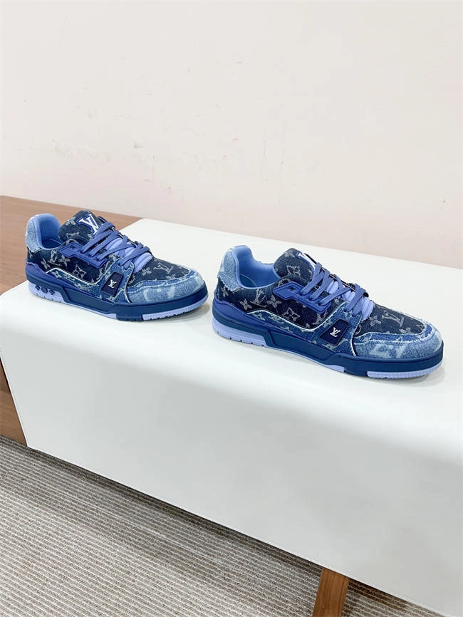 Lv Trainer Sneaker EyeCatching 2044