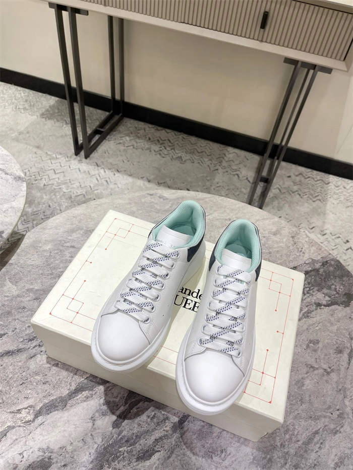 Mc Queen Sustainable 2508