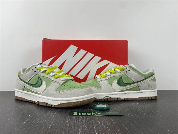 Soft Nike Dunk Low SE 85 Double Swoosh DO9457-100X 4657